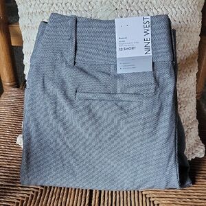 Nine West bootcut, mid rise black/white slacks, 12 short